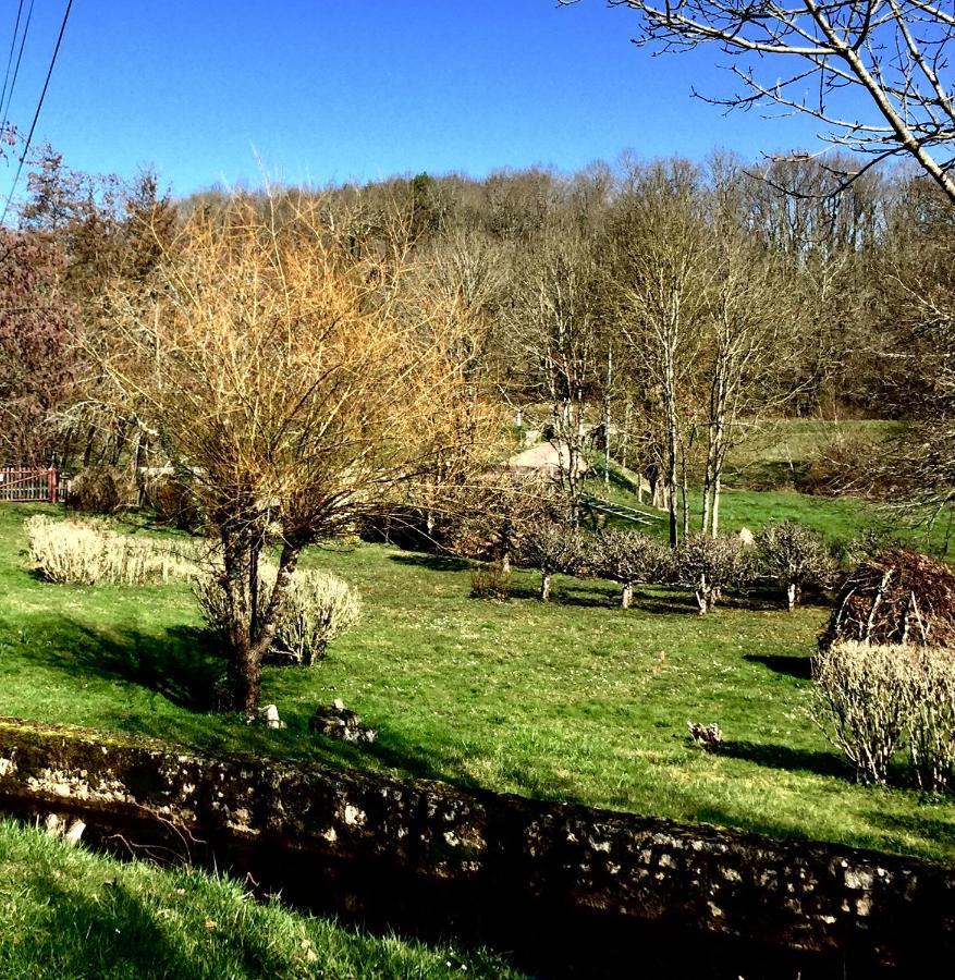 Lapartment Du Perigord Javerlhac-et-la-Chapelle-Saint-Robert Esterno foto